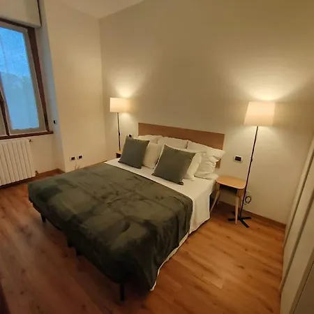 Short Rent Viale Corsica Apartman